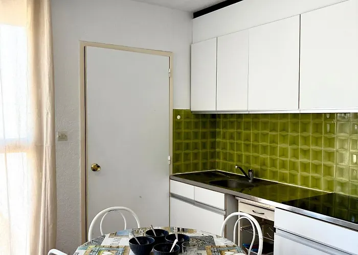 Appartement Secteur Au Calme Proche 4mar33e2 *